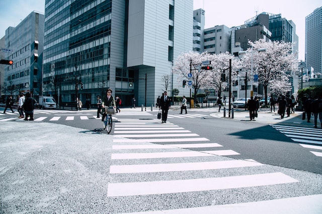 琼海为何勤工俭学对在日本的留学生的职业生涯至关重要？